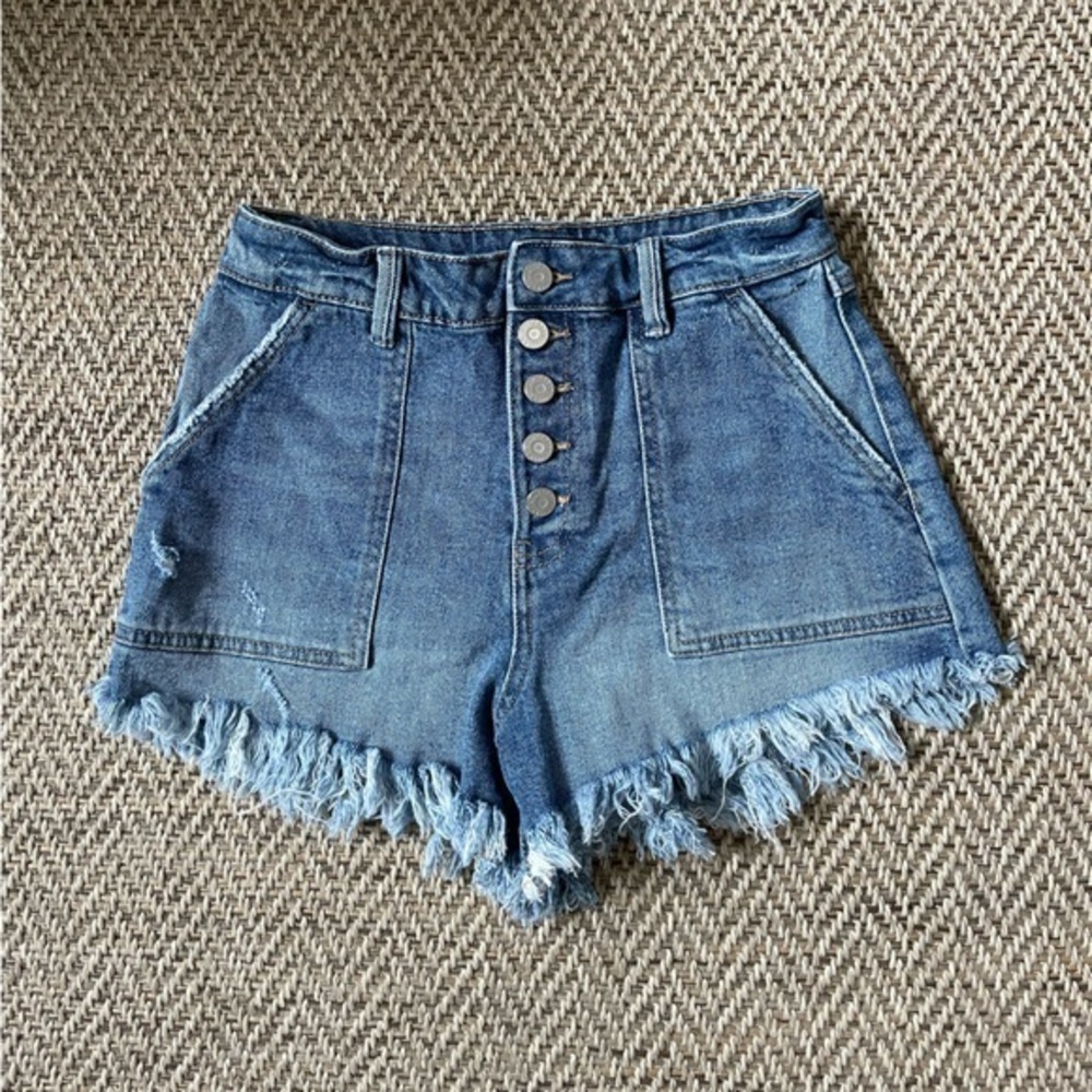 Sincerely Jules Button Up Raw Hem Jean Shorts Size 5/27 - Picture 1 of 3